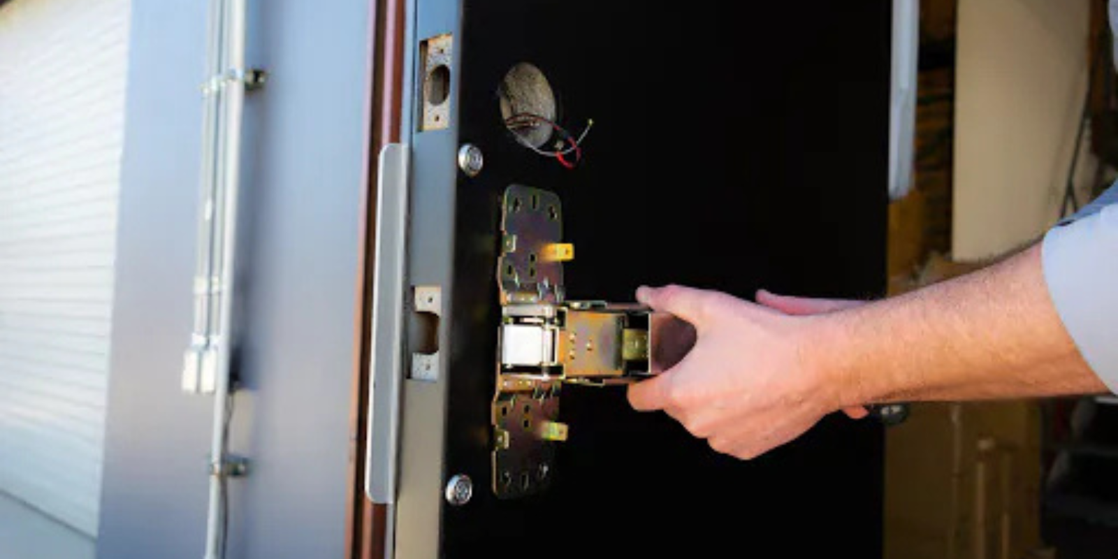 Untitled design - 2025-09-30T081624.001 Push Bar Installation